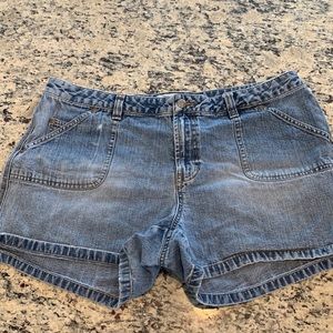 Old navy blue jeans shorts size 16